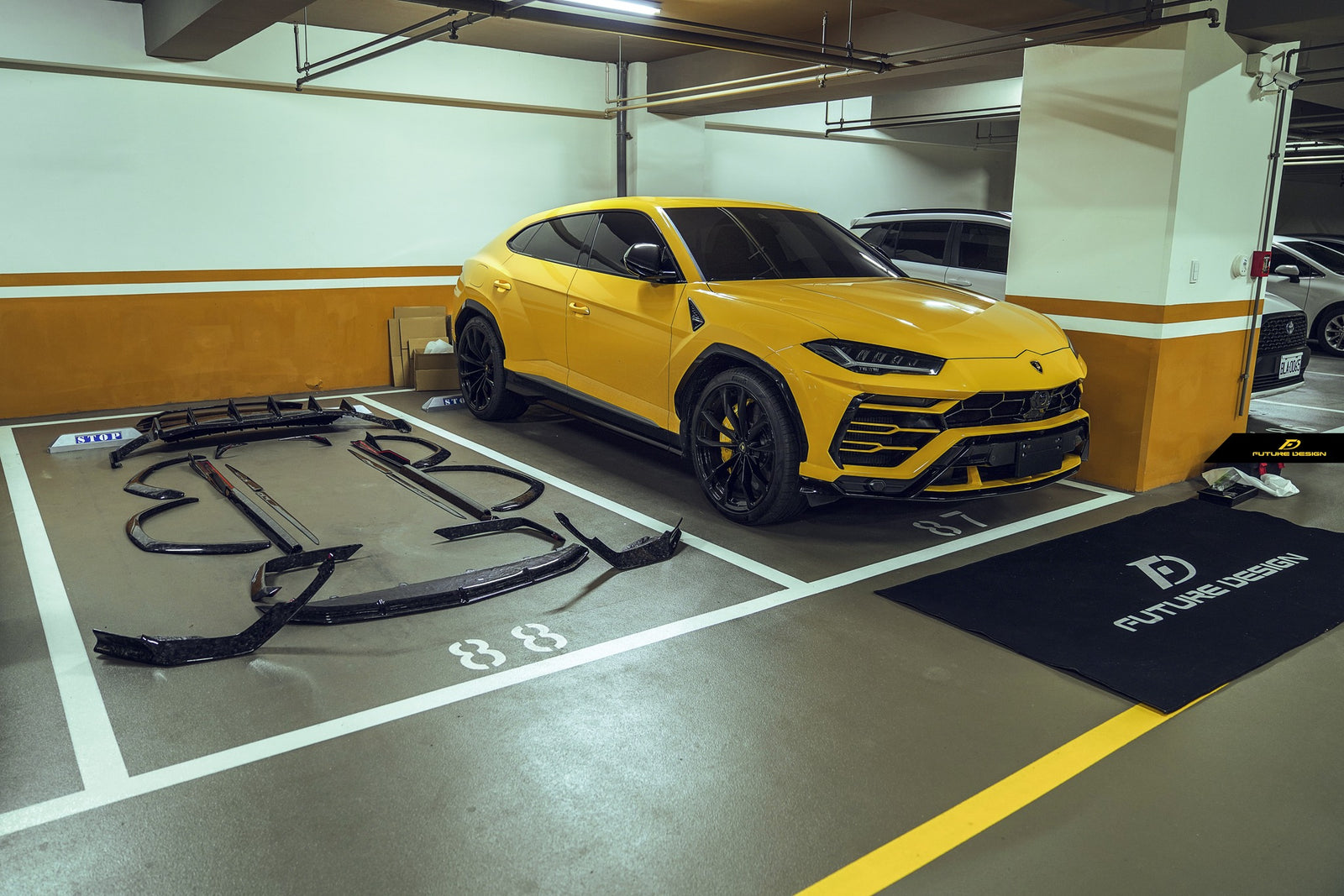 The easiest install carbon aerodynamic for Lamborghini Urus – feat. Future Design