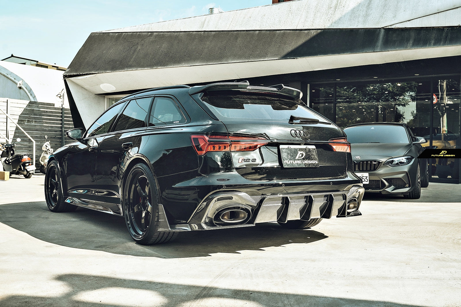 AUDI RS6 C8 Avant – Future Design aerokits show car!