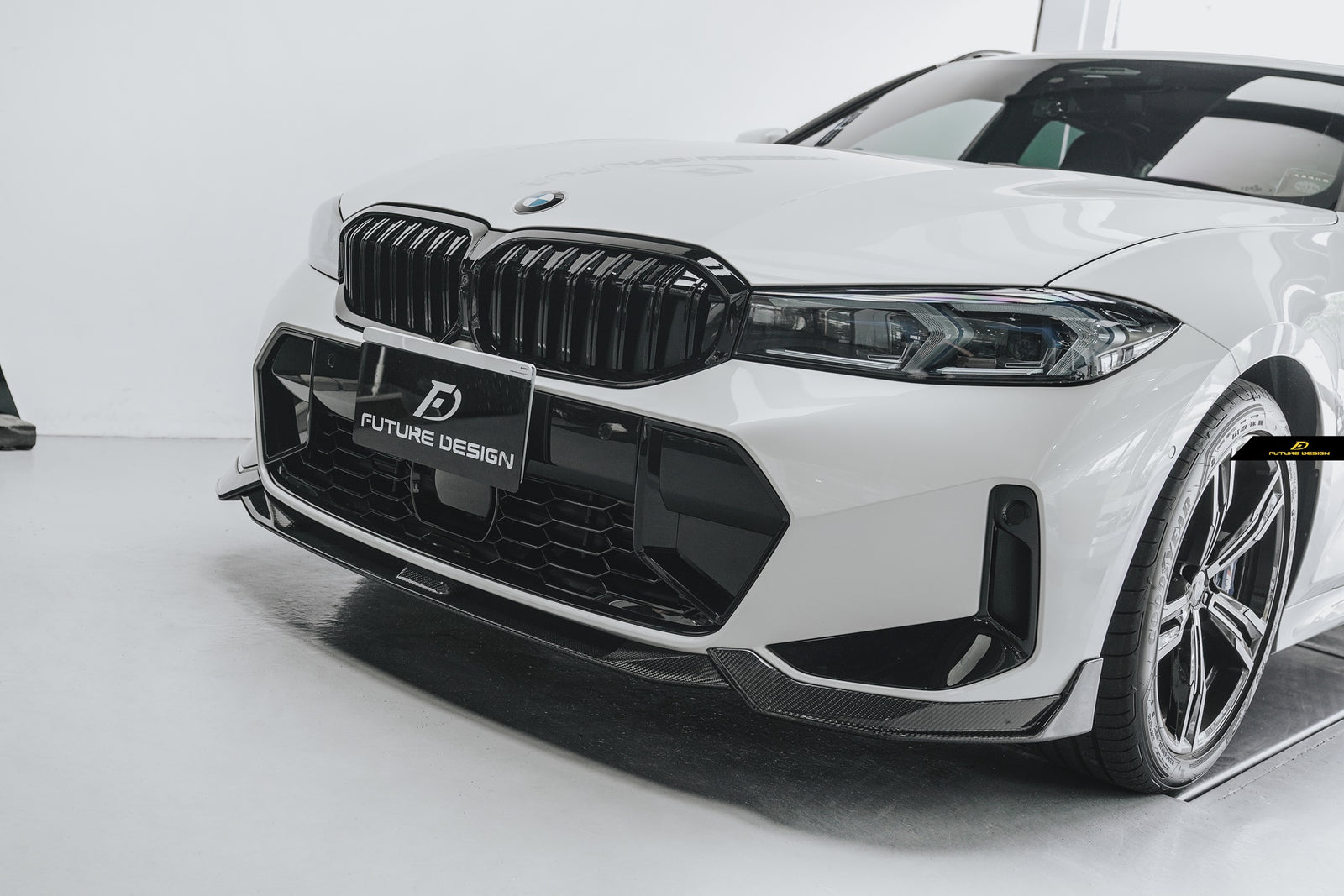 Upgrade your BMW G20 LCI with the "FD" Carbon Fiber Front Lip!