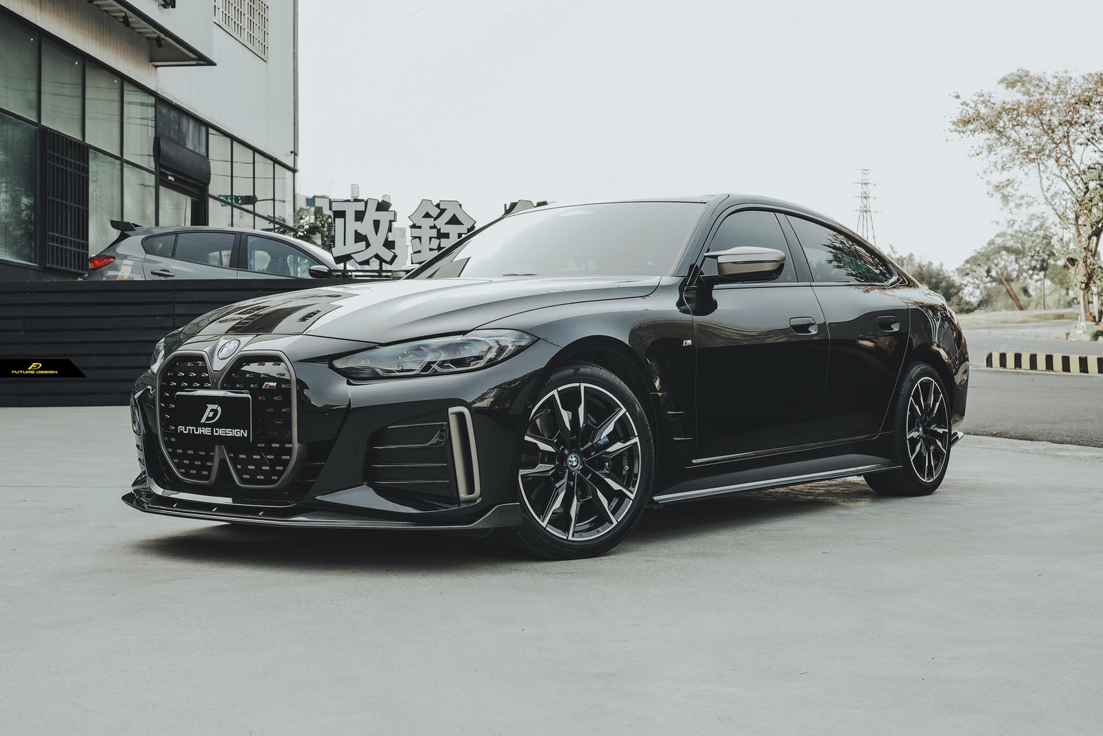 BMW i4 M50 show car with FD carbon fiber bodykits