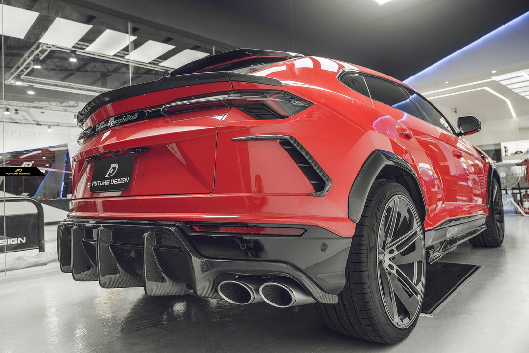 URUS - Future Design carbon Rear Canard