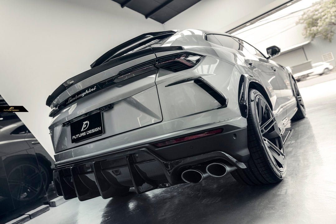 URUS - Future Design carbon Rear Canard