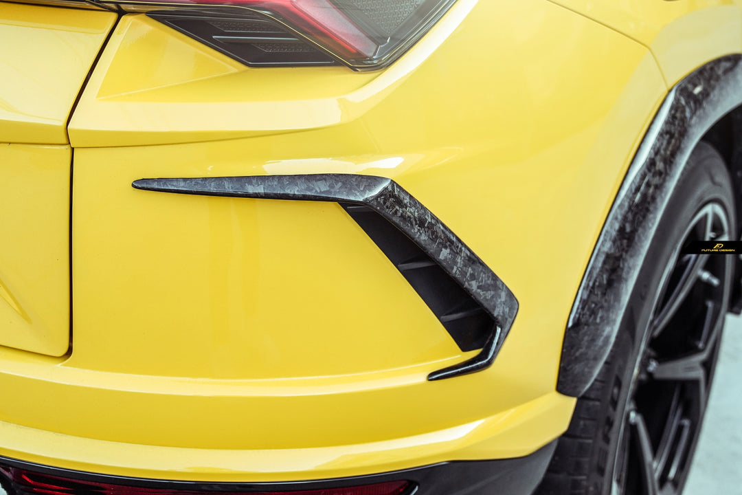 URUS - Future Design carbon Rear Canard