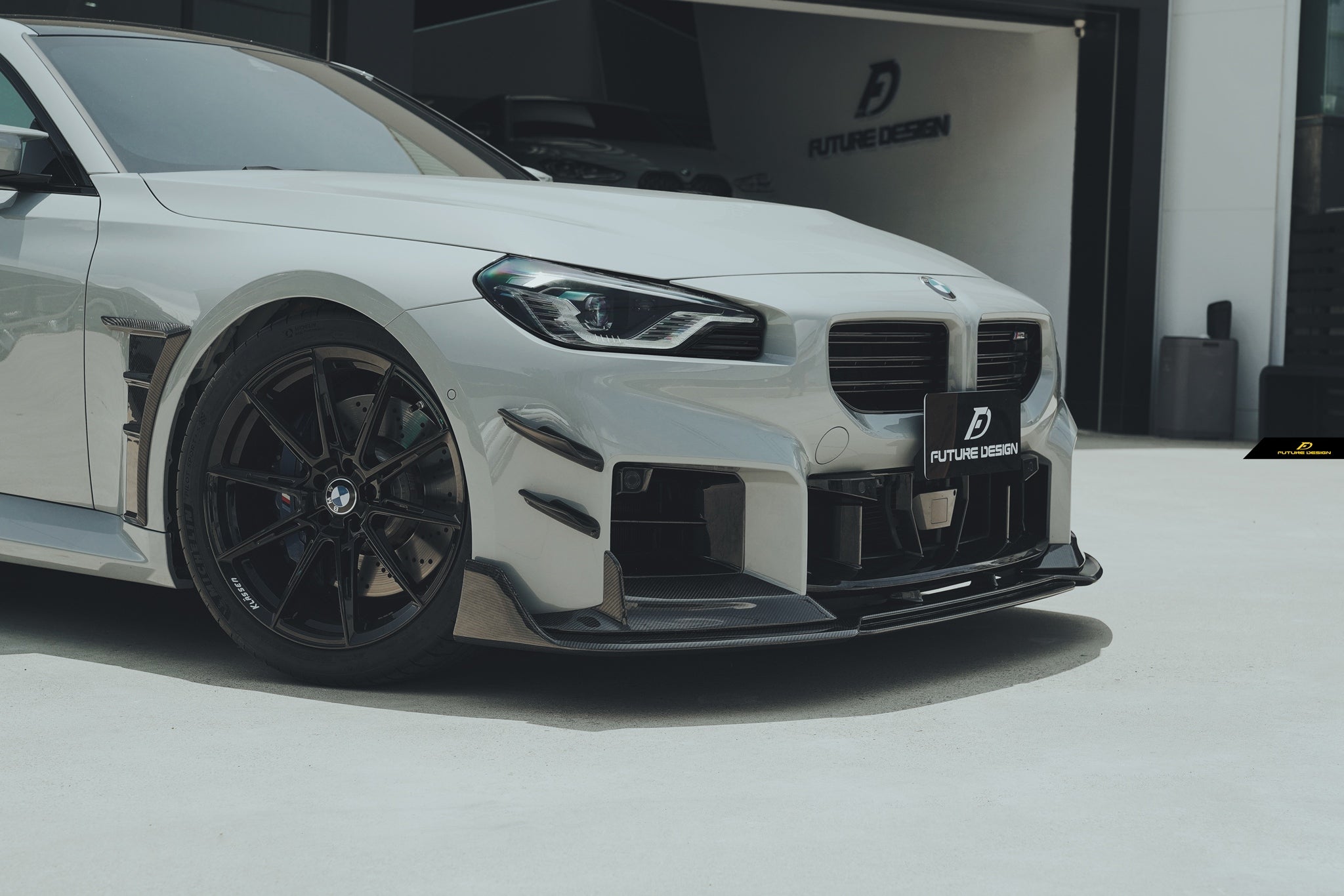 BMW G87 M2 - MTC x FD carbon bodykit
