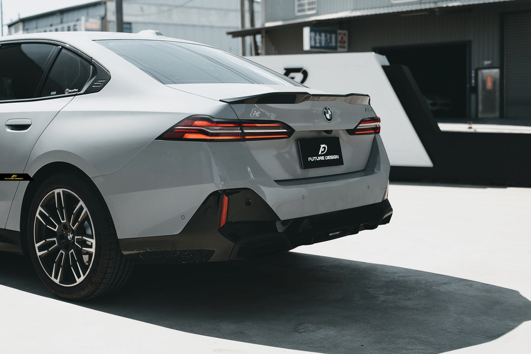 G60 I5 - FD carbon Trunk Spoiler