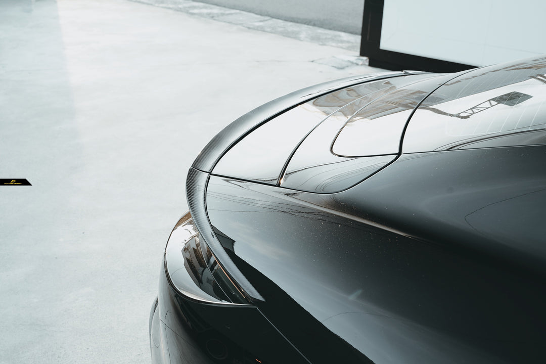 Taycan - FD-3 carbon Trunk Spoiler [ 3pics ]