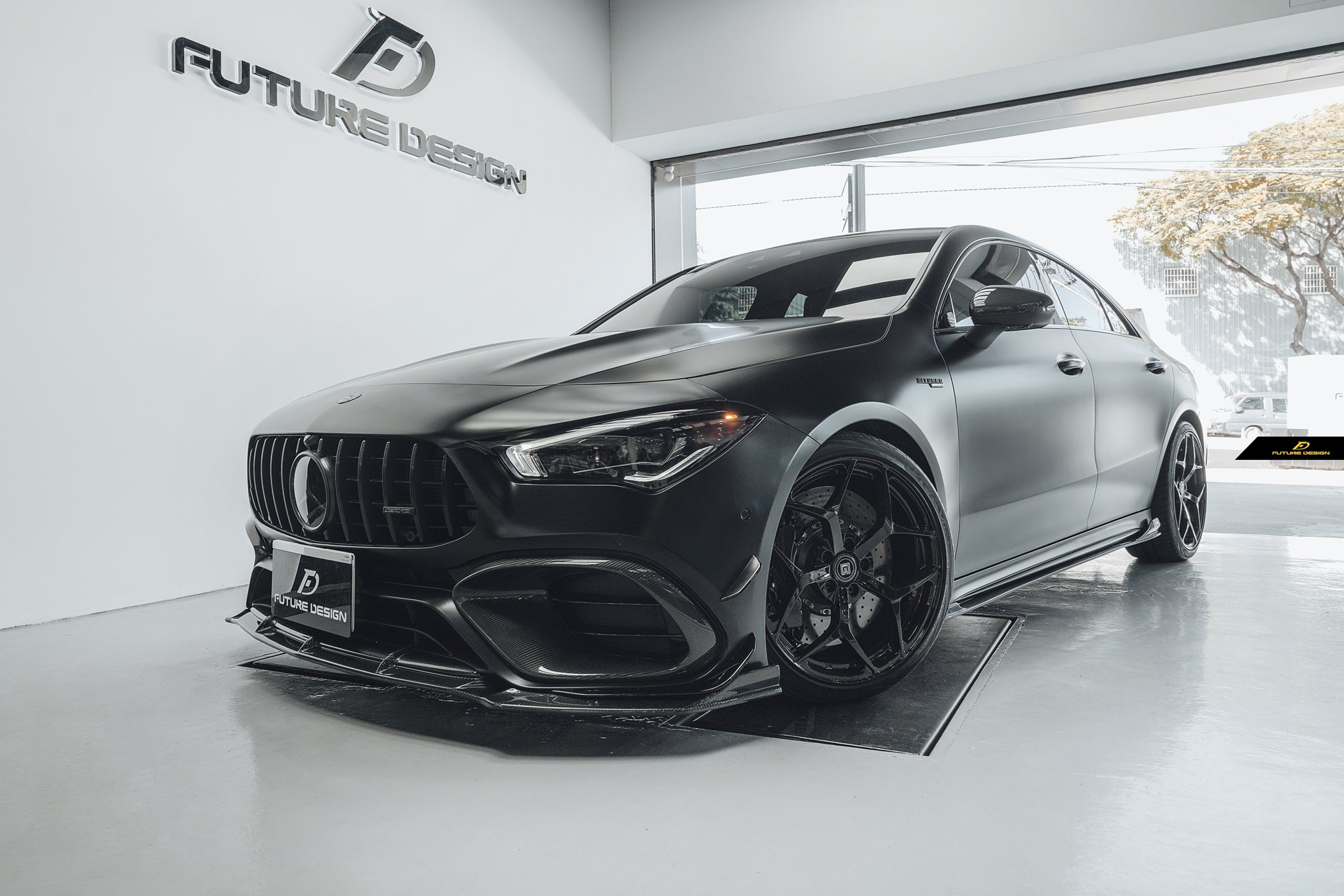 ベンツ CLA45S AMG エンブレム C118 マットブラック　艶消し黒 ベンツ CLA45S AMG エンブレム C118 マットブラック 艶消し黒