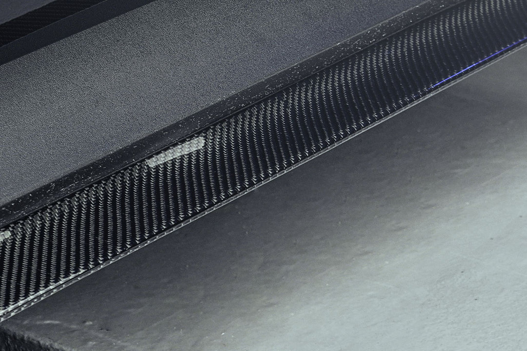 Taycan - Future Design carbon Side Skirt Splitter